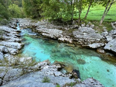 The Small Soca Gorge (Slovenya) - Kleine Soca-Schlucht oder Kleinen Soca-Troge (Kleinen Soca-Troeg, Slowenien) - Mala korita Soce (Slovenija Soce))