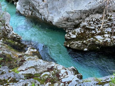 The Small Soca Gorge (Slovenya) - Kleine Soca-Schlucht oder Kleinen Soca-Troge (Kleinen Soca-Troeg, Slowenien) - Mala korita Soce (Slovenija Soce))