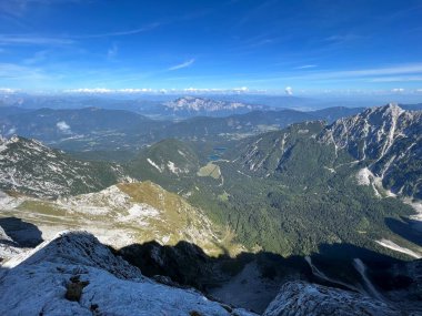Dağ zirvesinden Panorama, Büyük Mangart, Strmec na Predelu (Triglav Ulusal Parkı, Slovenya) - Grosse Mangart-Gipfel in den Julischen Alpen (Triglav-Nationalpark, Slowenien)