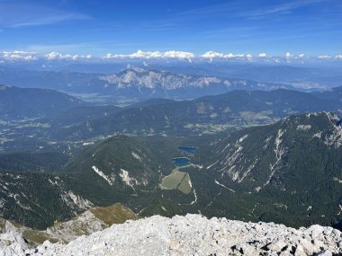 Dağ zirvesinden Panorama, Büyük Mangart, Strmec na Predelu (Triglav Ulusal Parkı, Slovenya) - Grosse Mangart-Gipfel in den Julischen Alpen (Triglav-Nationalpark, Slowenien)