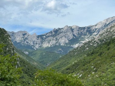 Velika Paklenica Kanyonu, Starigrad (Paklenica Ulusal Parkı, Hırvatistan) - Die Schlucht von Velika Paklenica, Starigrad (Nationalpark Paklenica, Kroatien) - Kanjon Velike Paklenice, Starigrad (Nacionalni parkı Paklenica, Hrvatska)