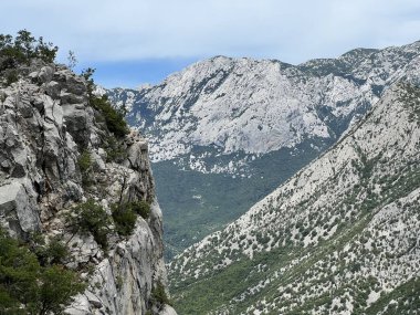 Velika Paklenica Kanyonu, Starigrad (Paklenica Ulusal Parkı, Hırvatistan) - Die Schlucht von Velika Paklenica, Starigrad (Nationalpark Paklenica, Kroatien) - Kanjon Velike Paklenice, Starigrad (Nacionalni parkı Paklenica, Hrvatska)