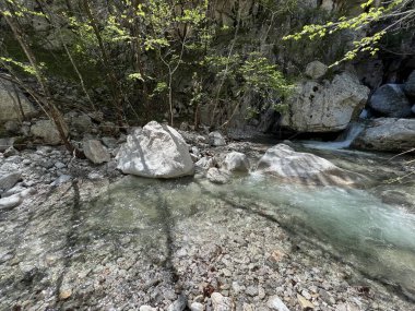 Torrential stream Mala Paklenica, Seline (Paklenica Ulusal Parkı, Hırvatistan) - Wildbach Mala Paklenica, Seline (Nationalpark, Kroatien) - Bujicni potok Mala Paklenica, Seline (Nacionalni parkı Paklenica, Hrvatska)