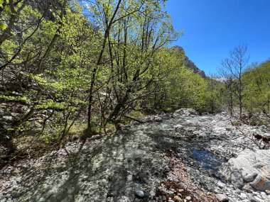 Torrential stream Mala Paklenica, Seline (Paklenica Ulusal Parkı, Hırvatistan) - Wildbach Mala Paklenica, Seline (Nationalpark, Kroatien) - Bujicni potok Mala Paklenica, Seline (Nacionalni parkı Paklenica, Hrvatska)