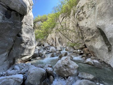 Mala Paklenica Kanyonu, Seline (Paklenica Ulusal Parkı, Hırvatistan) - Die Schlucht von Mala Paklenica, Seline (Nationalpark, Kroatien) - Kanjon Erkek Paklenice (Nacionalni parkı Paklenica, Hrvatska)