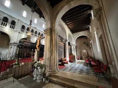 St. Anastasia Katedrali, Zadar Katedrali veya Saint Anastasia Katedrali (Hırvatistan) - Prvostolnica sv. Stosije, Zadarska katedrala ili Katedrala svete Anastazije (Zadar, Hrvatska)