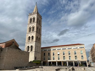 St. Anastasia Katedrali, Zadar Katedrali Çan Kulesi veya Saint Anastasia Katedrali Çan Kulesi (Hırvatistan) - Zvonik sv. Stosije, Zvonik Zadarske katedrale ili Zvonik Sv. Anastazije (Zadar, Hrvatska)