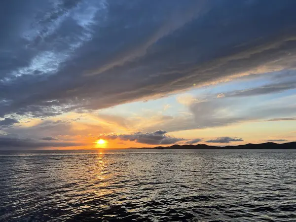 Ünlü Zadar romantik gün batımı (Zadar, Hırvatistan) - Beruehmter romantischer Sonnenuntergang in Zadar (Zadar, Kroatien) - Cuveni zadarski romanticni zalazak sunca (Zadar, Hrvatska)