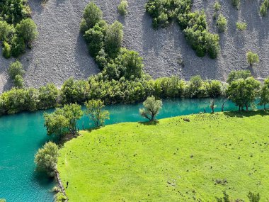 Krupa Nehri, Zrmanja 'nın sağ kolu (Velebit Doğa Parkı, Hırvatistan) - Fluss Krupa, rechter Nebenfluss der Zrmanja (Naturpark Velebit, Kroatien) - Rijeka Krupa, desna pritoka Zrmanje (Park pritoka Velebit, Hrvatska)