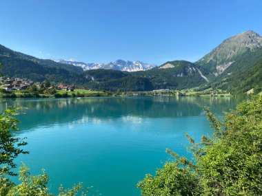 Lungern Gölü veya Doğal Rezervuar Lungerersee - İsviçre Obwald Kantonu (Naturstausee Lungernsee oder Lungerensee - Kanton Obwald, Schweiz)