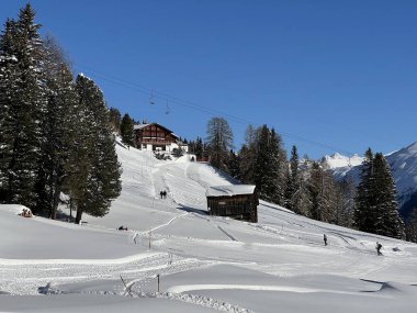 İsviçre 'nin Alp bölgesi turizm beldesi Davos - İsviçre' nin Grison Kantonu (Kanton Graubuenden, Schweiz)