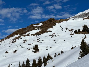 Engelberg turizm beldesi - İsviçre 'nin Obwalden Kantonu (Kanton Obwald, Schweiz)