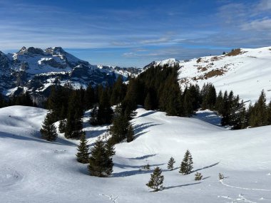 Engelberg turizm beldesi - İsviçre 'nin Obwalden Kantonu (Kanton Obwald, Schweiz)