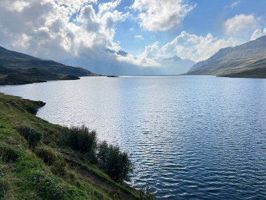Uri Alp Dağları 'ndaki Tannensee ya da Tannen Gölü, Kerns - Obwalden Kantonu, İsviçre (Kanton Obwald, Schweiz)