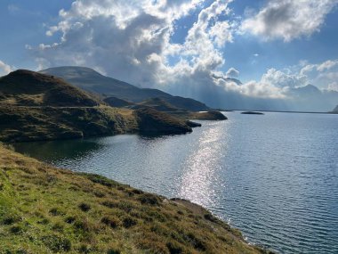 Uri Alp Dağları 'ndaki Tannensee ya da Tannen Gölü, Kerns - Obwalden Kantonu, İsviçre (Kanton Obwald, Schweiz)