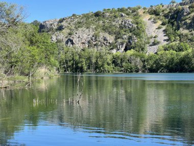 Krka Nehri Kanyonu (Krka Ulusal Parkı) Citluk, Hırvatistan - Krka-Flussschlucht (Nationalpark Krka) Citluk, Kroatien - Kanjon rijeke Krke (Nacionalni parkı Krka) Citluk, Hırvatistan