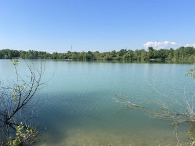 Sveta Nedelja Gölü veya Rakitje Gölü (Hırvatistan) - Umjetno jezero Rakitje ili umjetna jezera Rakitje (Finzula, Votok, Nadolez, Jus ili Kec) Sveta Nedelja, Hrvatska