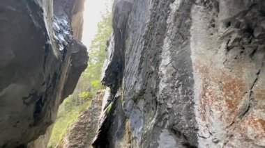 Glacier Gorge Rosenlaui veya Rosenlauischlucht, İsviçre (UNESCO Dünya Mirası) - Gletscherschlucht Rosenlaui - Meiringen, Schweiz (Das UNESCO-Welterbe Swiss Alps Jungfrau-Aletsch)