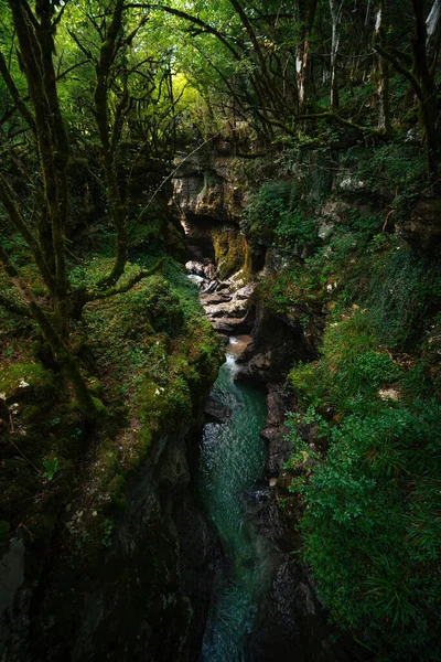 Beautiful Natural Canyon View Mountain River Rocks Christal Blue Water — Stockfoto