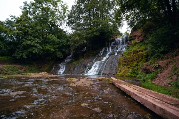 Natuur Chervonogorodsky Falls Dzhurynsky Waterval Nyrkiv Dzhuryn Rivier Ternopilska Oblast — Stockfoto