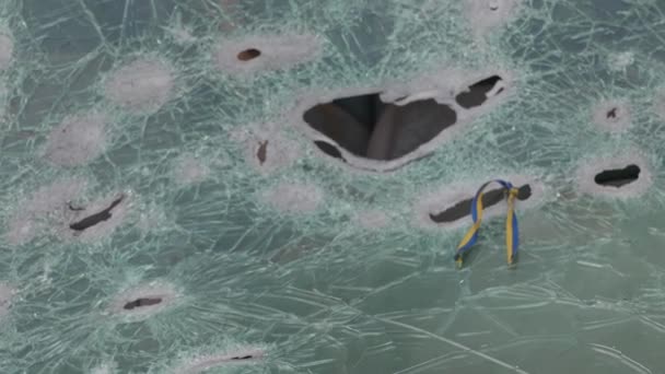 Kyiv Ukrayna Ukrayna Savunucularının Arabası Rus Işgalciler Tarafından Vuruldu Rusya — Stok video