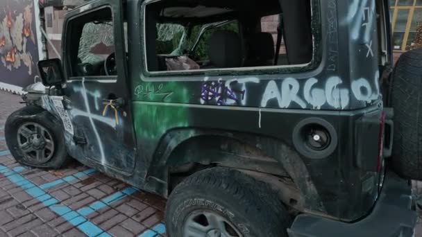 Κίεβο Ουκρανία Αυτοκίνητο Των Υπερασπιστών Της Ουκρανίας Πυροβολήθηκε Από Ρώσους — Αρχείο Βίντεο