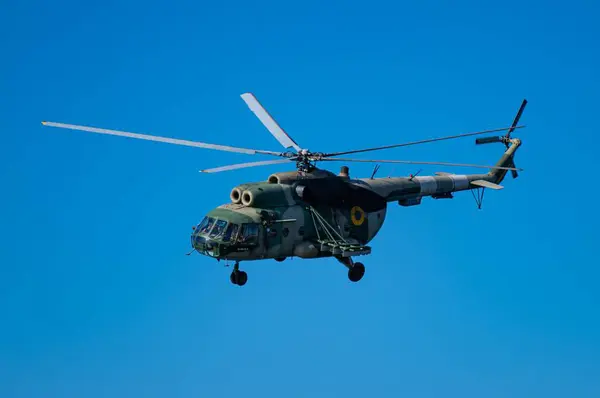 Uçan bir askeri helikopterin kaybedilmesi