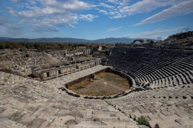 Aydn, Türkiye - 30 Ekim 2022: Afrodisias Antik Şehir Müzesi; Afrodizyak kazılarında bulunan Yunan ve Roma döneminden heykeller.