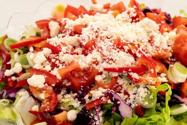 Cheese Tomato Lettuce Onion Salad — Stockfoto
