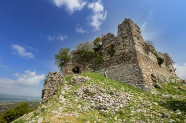 Eski kale; Yogurtcu Kalesi, Manisa - Türkiye