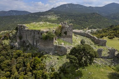 Eski kale; Yogurtcu Kalesi, Manisa - Türkiye
