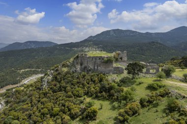Eski kale; Yogurtcu Kalesi, Manisa - Türkiye