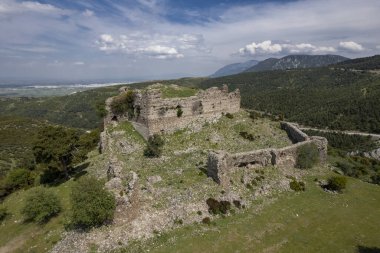 Eski kale; Yogurtcu Kalesi, Manisa - Türkiye