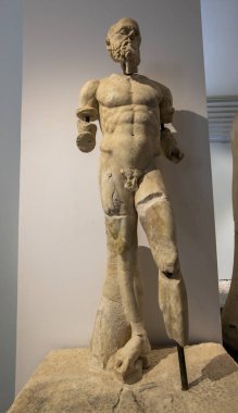 Aphrodisias Müzesi - Türkiye, 30 Ekim 2022, Aydın - Afrodisias Müzesi 'nde antik heykeller sergileniyor.