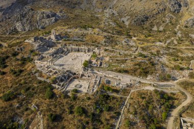 Burdur yakınlarındaki antik Sagalassos şehri. Roma şehrindeki harabeler. Sagalassos 'un İHA görüntüleri