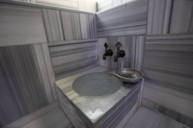 İnsansız Türk banyosu, Türk otel mimarisi