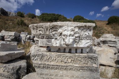 Burdur yakınlarındaki Sagalassos antik kenti. Roma şehrindeki Yukarı Agora kalıntıları..