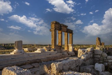 Türkiye - Usak, Blaundos, Makedonya Krallığı döneminde kurulan antik kentin kalıntıları.