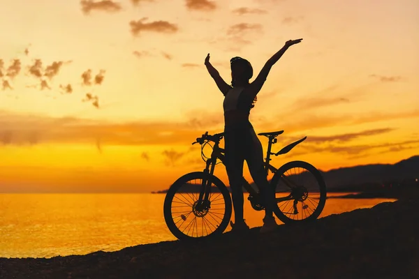 Silhouette Active One Free Happy Joyful Carefree Inspired Woman Bicycler — Stock Photo, Image
