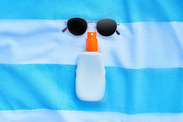 Top View White Empty Bottle Blank Sunscreen Lotion Text Advertising — Stock Photo, Image