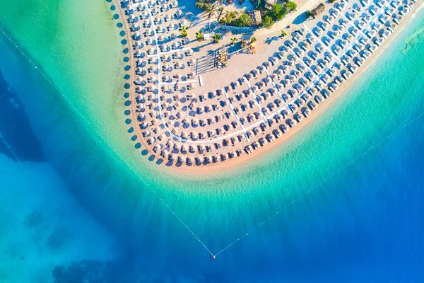 Літом Сонячний День Видніється Вид Морську Бухту Піщаним Пляжем Drone Ліцензійні Стокові Фото
