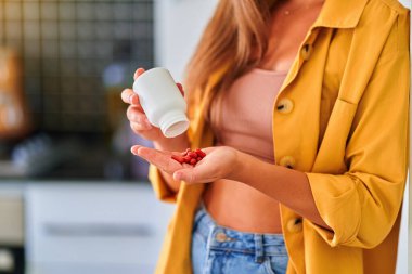 Kadın alarak ilaç hap