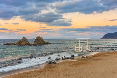 Pasifik Okyanusu 'nun üzerinde, Sakurai Futamigaura' nın 