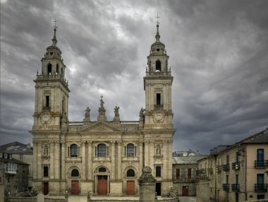 Bulutlu bir günde İspanya, Lugo Katedrali
