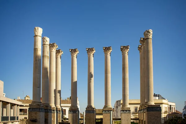 Colonnade Roman Temple Crdoba Andalusia Spain Blue Sky Background Noon — Stock Photo, Image