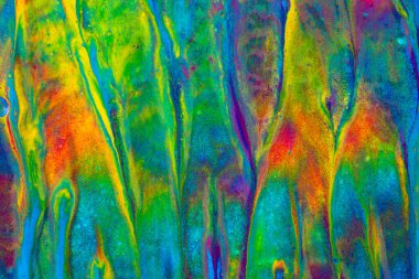 Temel renklerde akrilik boya ile yaratılmış organik ve çok renkli dalgalarla mermer, sulu dokunun tasviri arka plan ve dokular için mükemmeldir.