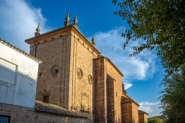İsa del Llano inzivasının barok soyunma odasının arka tarafında, Baos de la Encina, Jaen, Endalucia, İspanya,