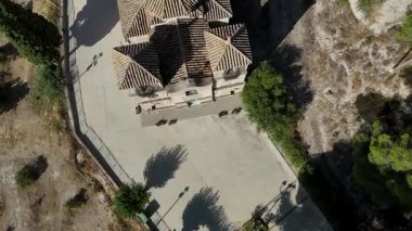 Mula, Murcia, İspanya 'da Balatalı Çocuk İsa' nın Sığınağı 'nın insansız hava aracı görüntüsü.