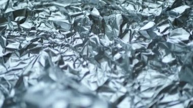 Metal dokusu stop hareket videosu. Buruşmuş alüminyum arka plan. Soyut arkaplan 