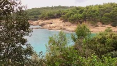 Hırvat deniz manzarası. Adriyatik Denizi tatili. Avrupa 'da seyahat